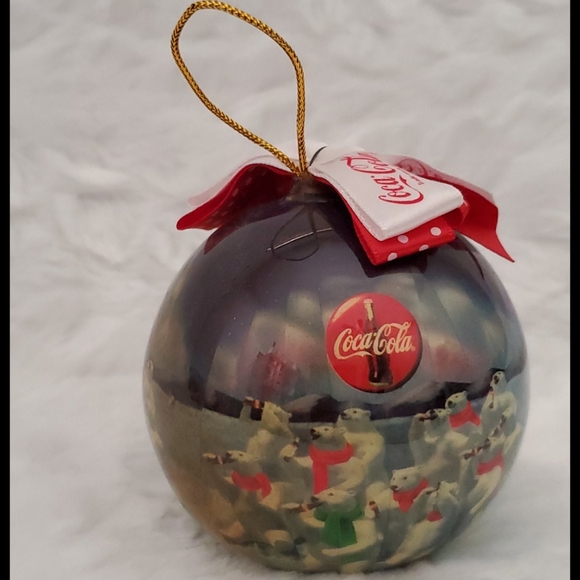 COCA-COLA Polar bears drinking bottles of Coke @1995 Christmas tree ornament - Picture 4 of 5